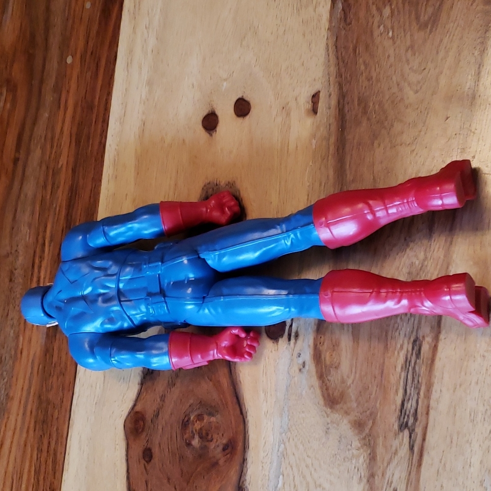 Marvel Captain America action figure - Picture 3 of 3